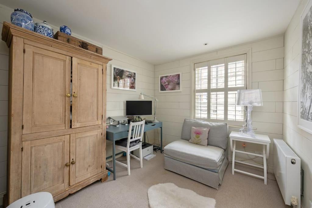 Perfect British Mews - Beautiful Garden Holiday home London